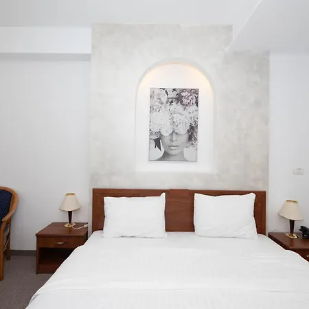 Hotel Excelsior 3*