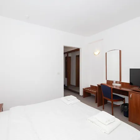 Hotel Excelsior