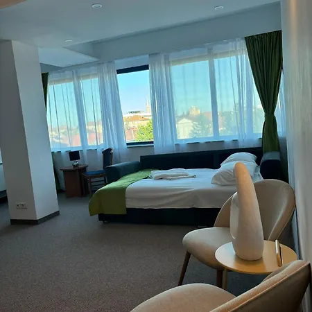 Excelsior 4*