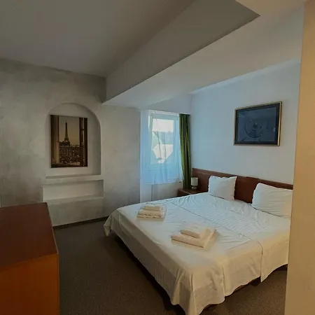 فندق Excelsior 4*